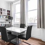 Spacious London Flat Near Primrose Hill & Camden Pass The Keys