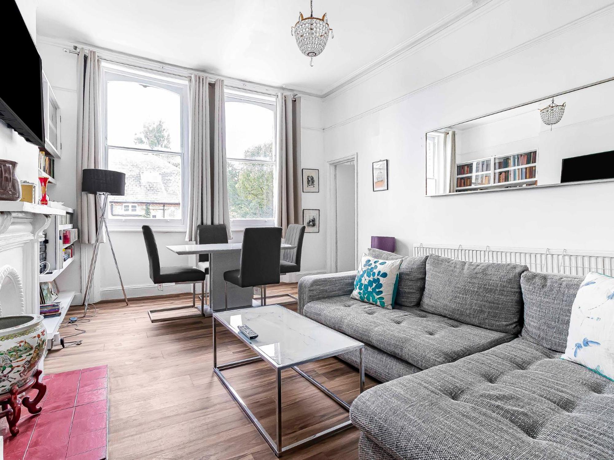Spacious Flat Near Primrose Hill & Camden Pass The Keys Appartamento Londra